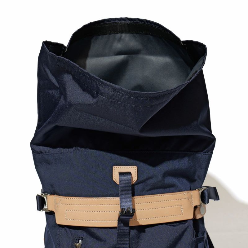 HIGHDENSITY ROLL BACKPACK/NAVY