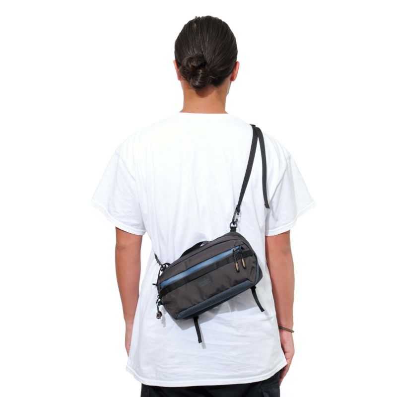 EPIC SERIES SIDE POUCH