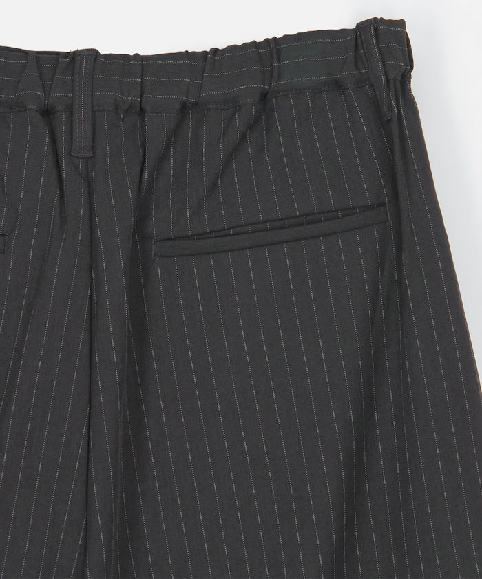 1-Tack Baggy Silhouette Slacks Short Pants