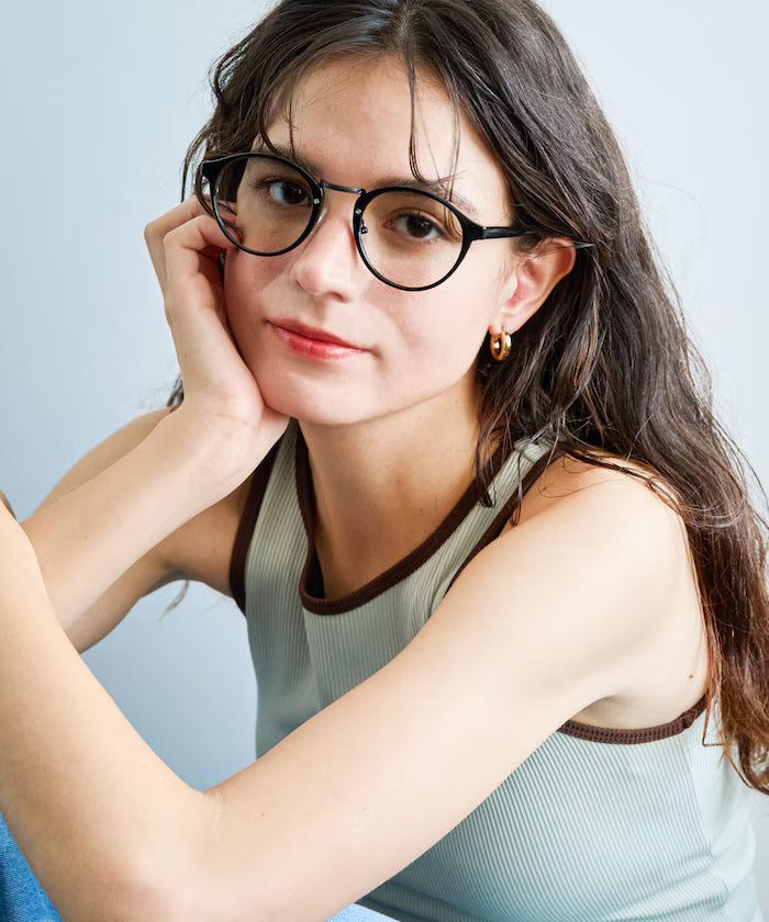 Dimming Lens Boston Fashion Glasses [Limited Edition]