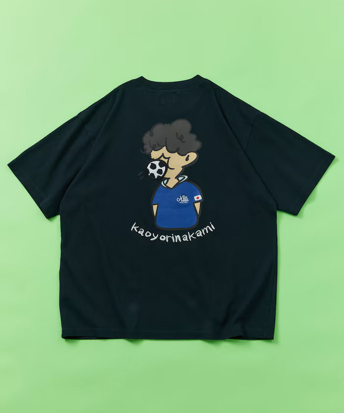 [Starting sale on May 22 at 12:00] kaoyorinakami × FREAK'S STORE/ Kaoyorinakami limited edition soccer ball boy Tee