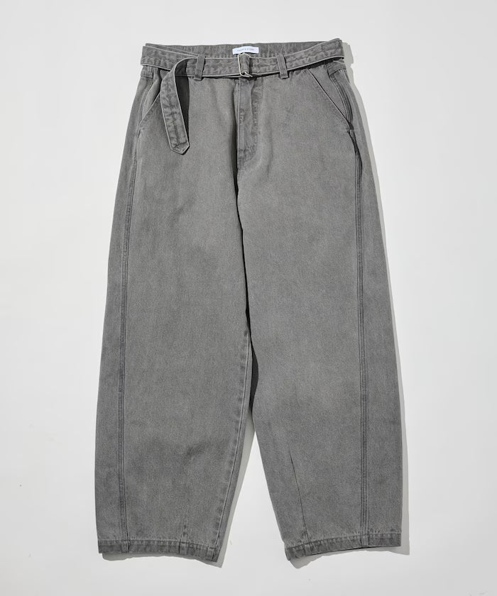 BELTED WIDE DENIM