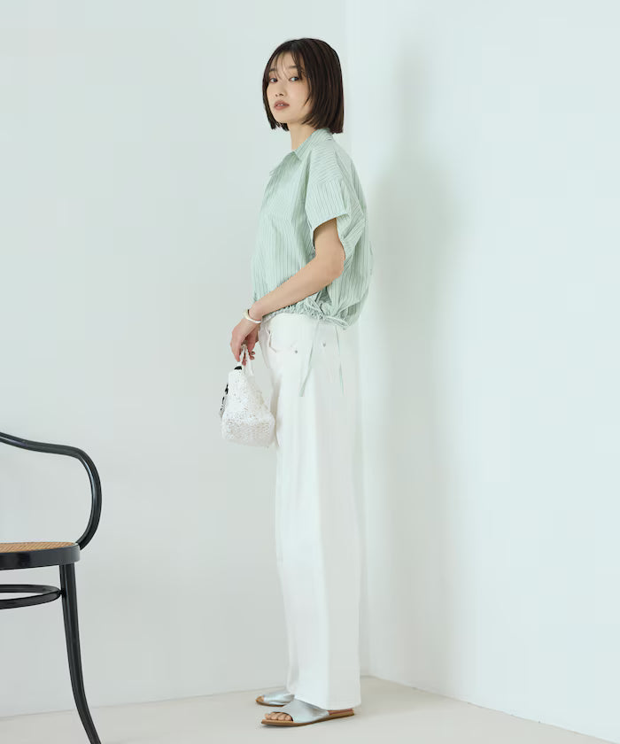 Switch Short Sleeve Hem Code Blouse