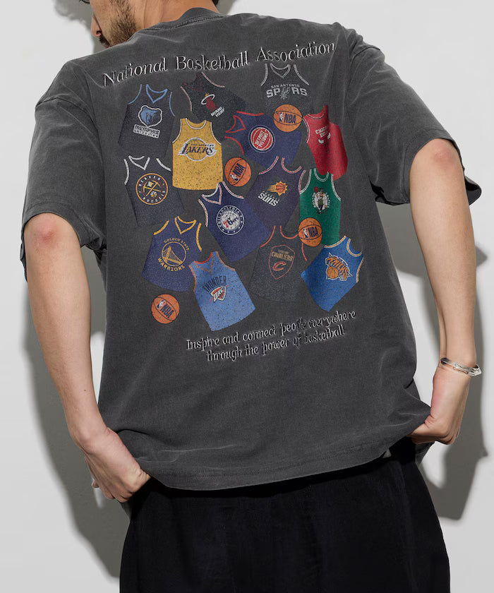 NBA × FREAK'S STORE Exclusive Random Uniform Design Back Print Crew Neck T-shirt - Charcoal Gray
