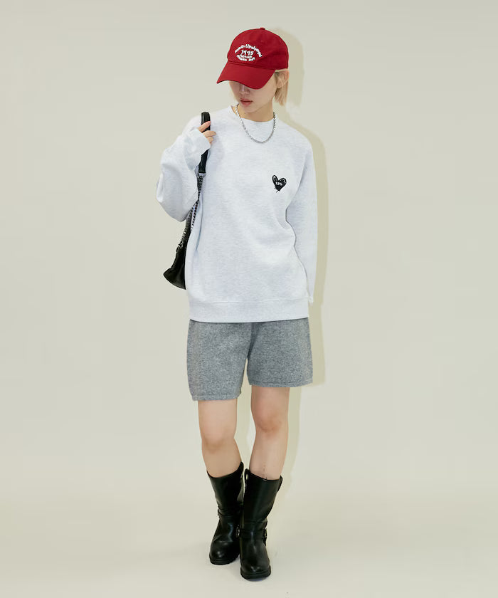 LOVE POP STUDIO HEART LOGO GRAPHIC SWEAT【Limited Edition】