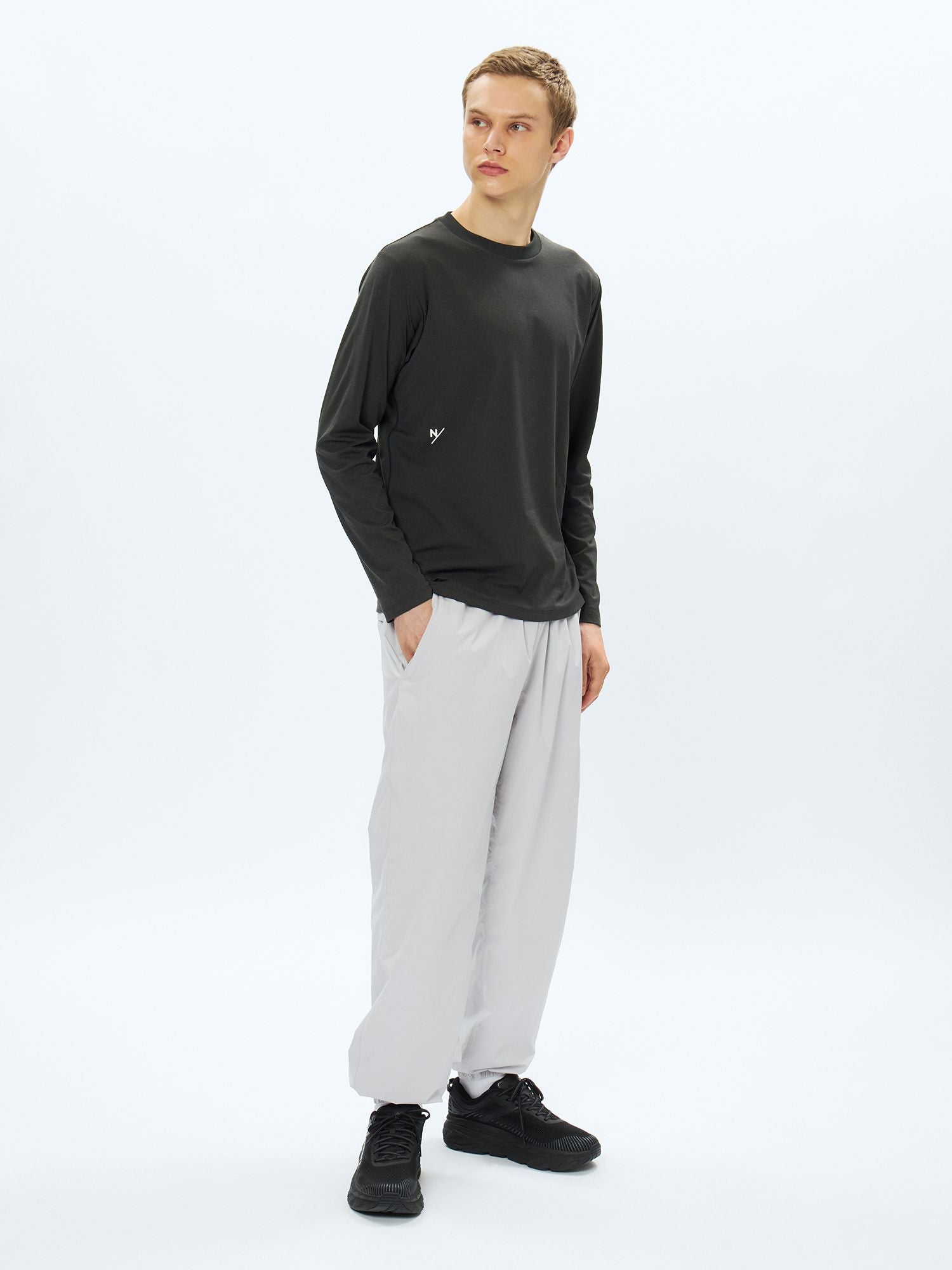 Hae Long Sleeve Small Logo Crew (Unisex)