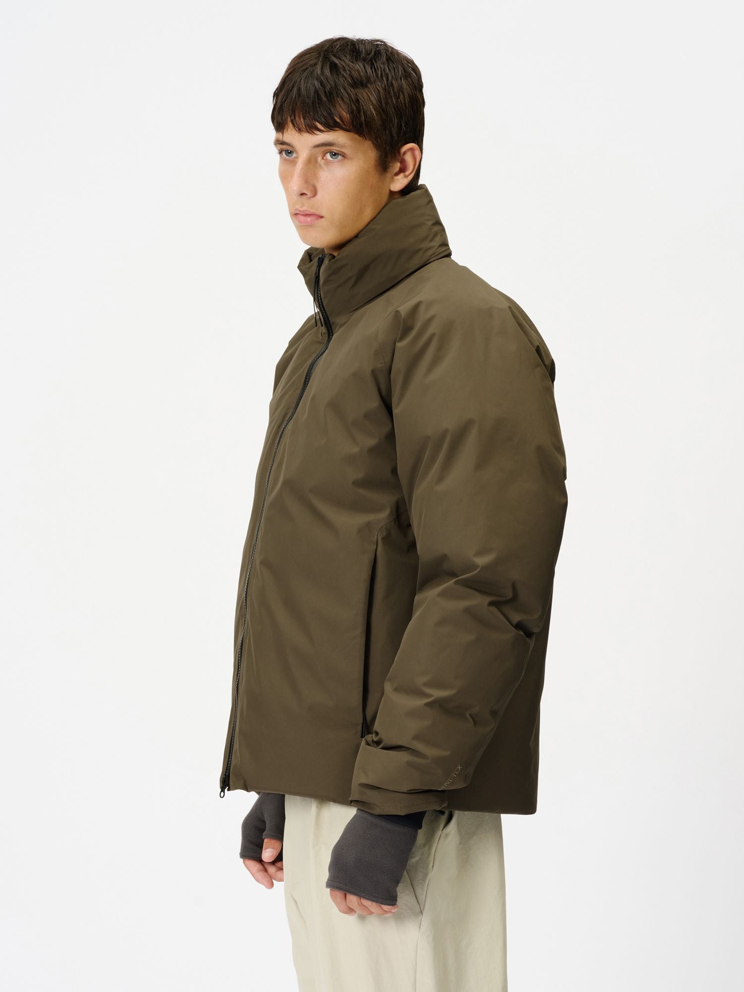 GORE-TEX 900 Fill Power Down Jacket (Unisex)