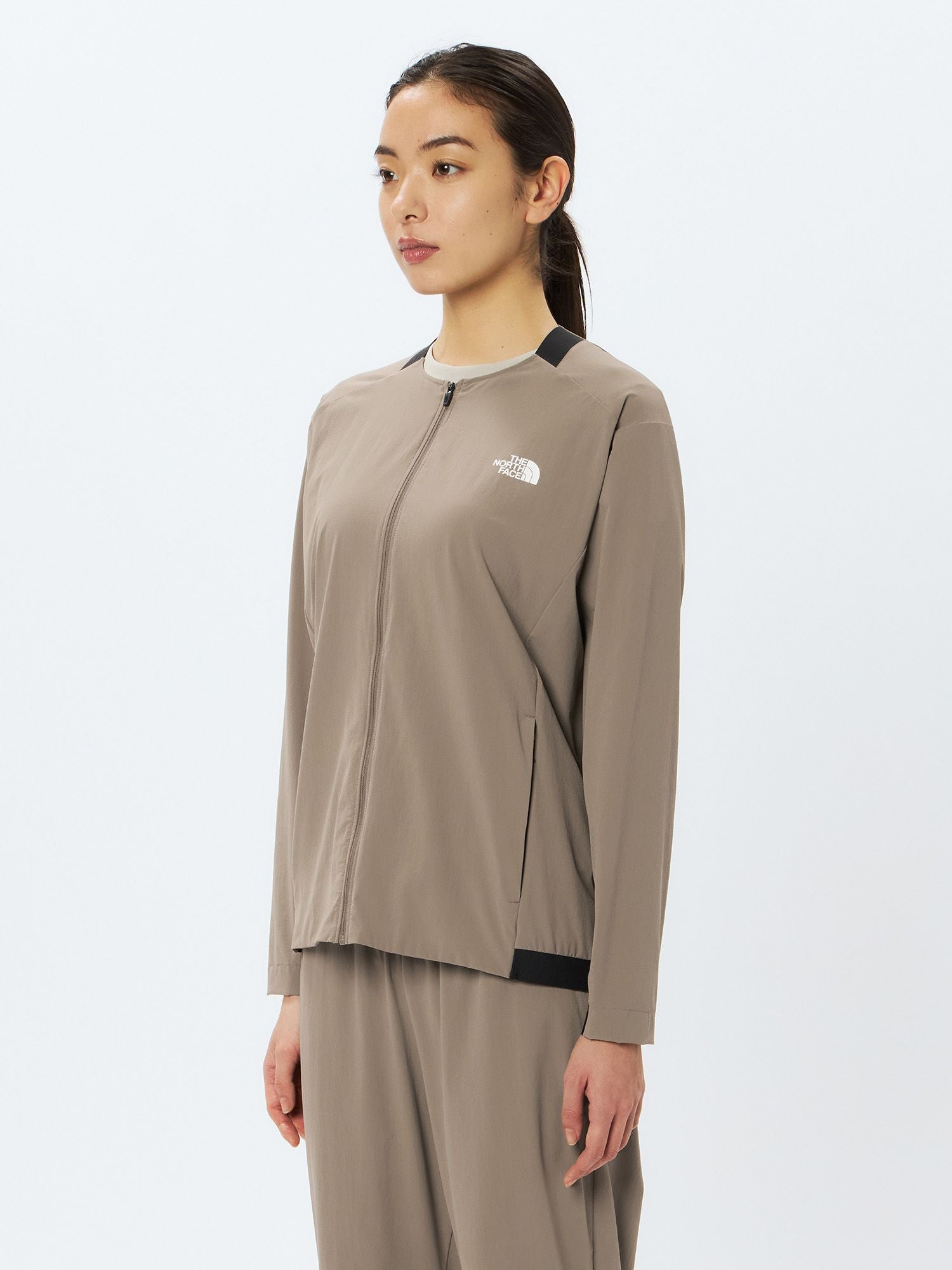 Flexible Round Neck Jacket (Women's)