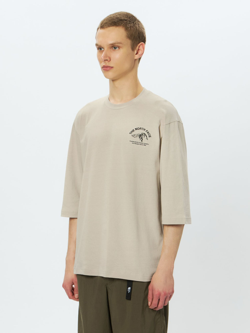 Quarter Sleeve One Point Logo Tee (Unisex)
