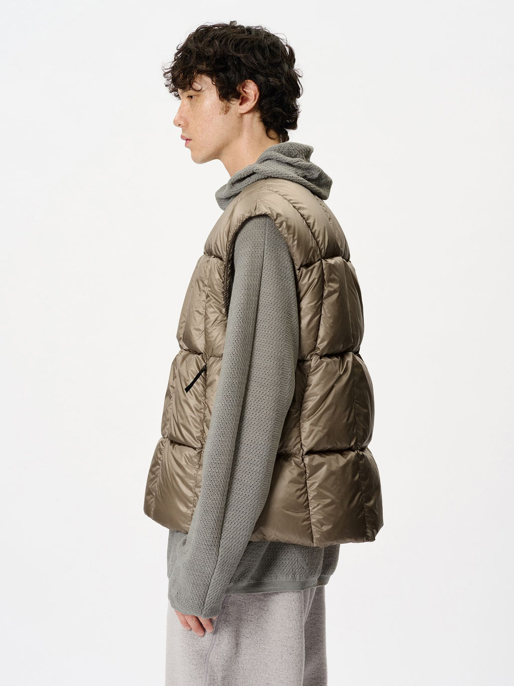 Goldwin 0 3-Dimensional Down Light Vest (Unisex)