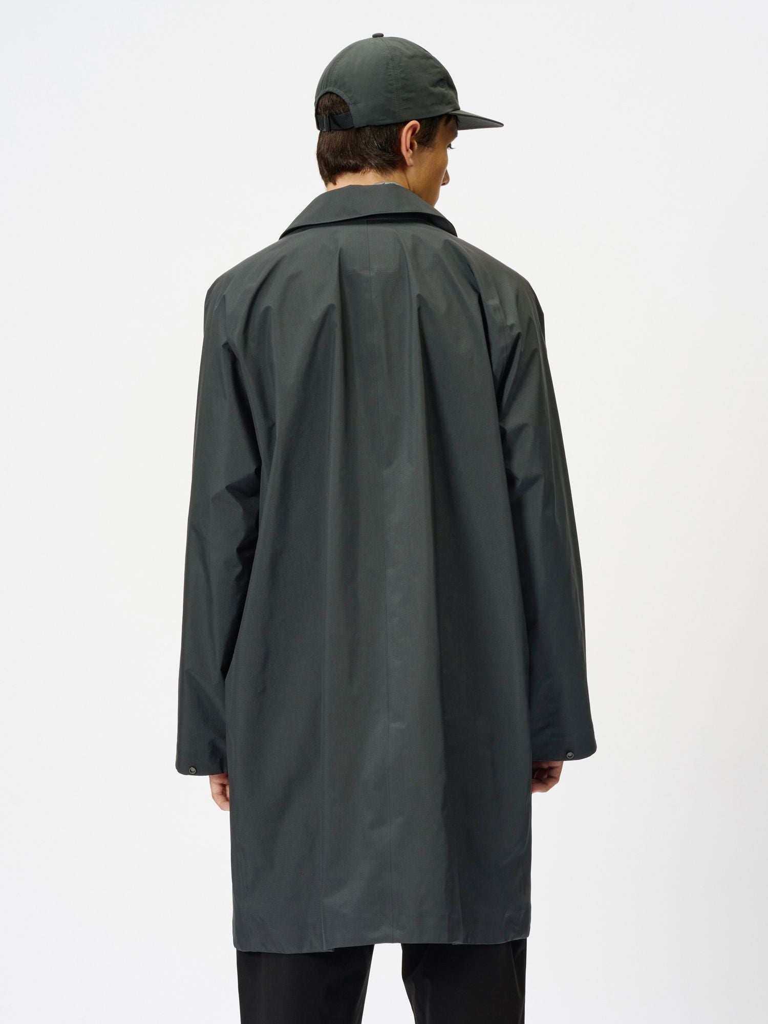 GORE-TEX Three-Quarter Overcoat (Unisex)