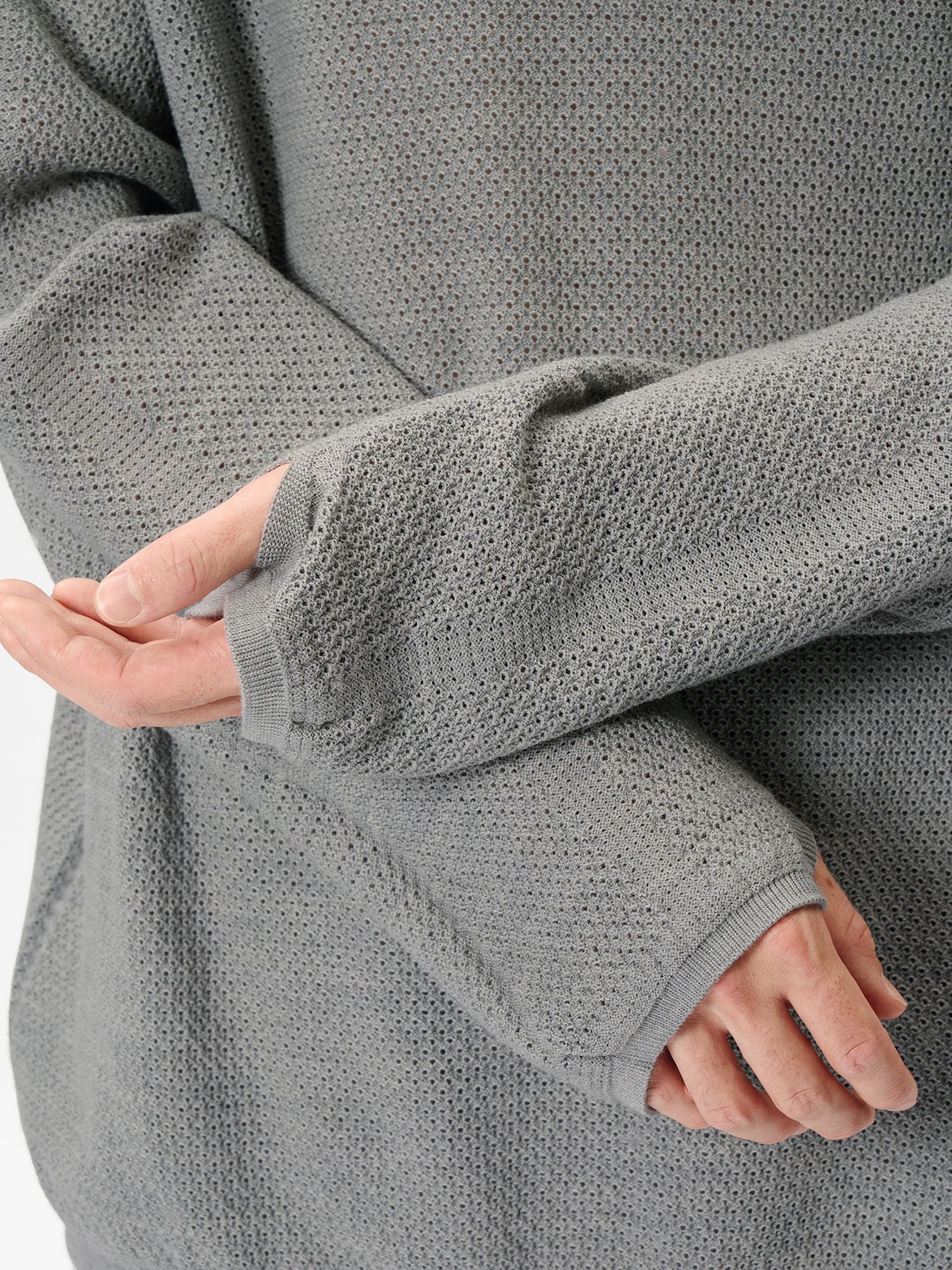 Goldwin 0 Perforated Hole Garment Knit Top (Unisex)