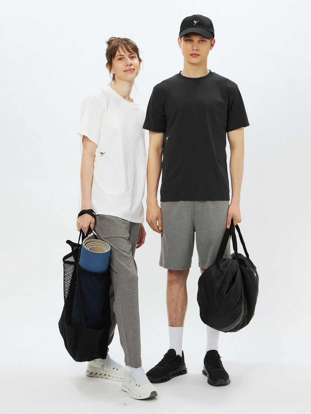 Hae Short Sleeve Small Logo Crew (Unisex)