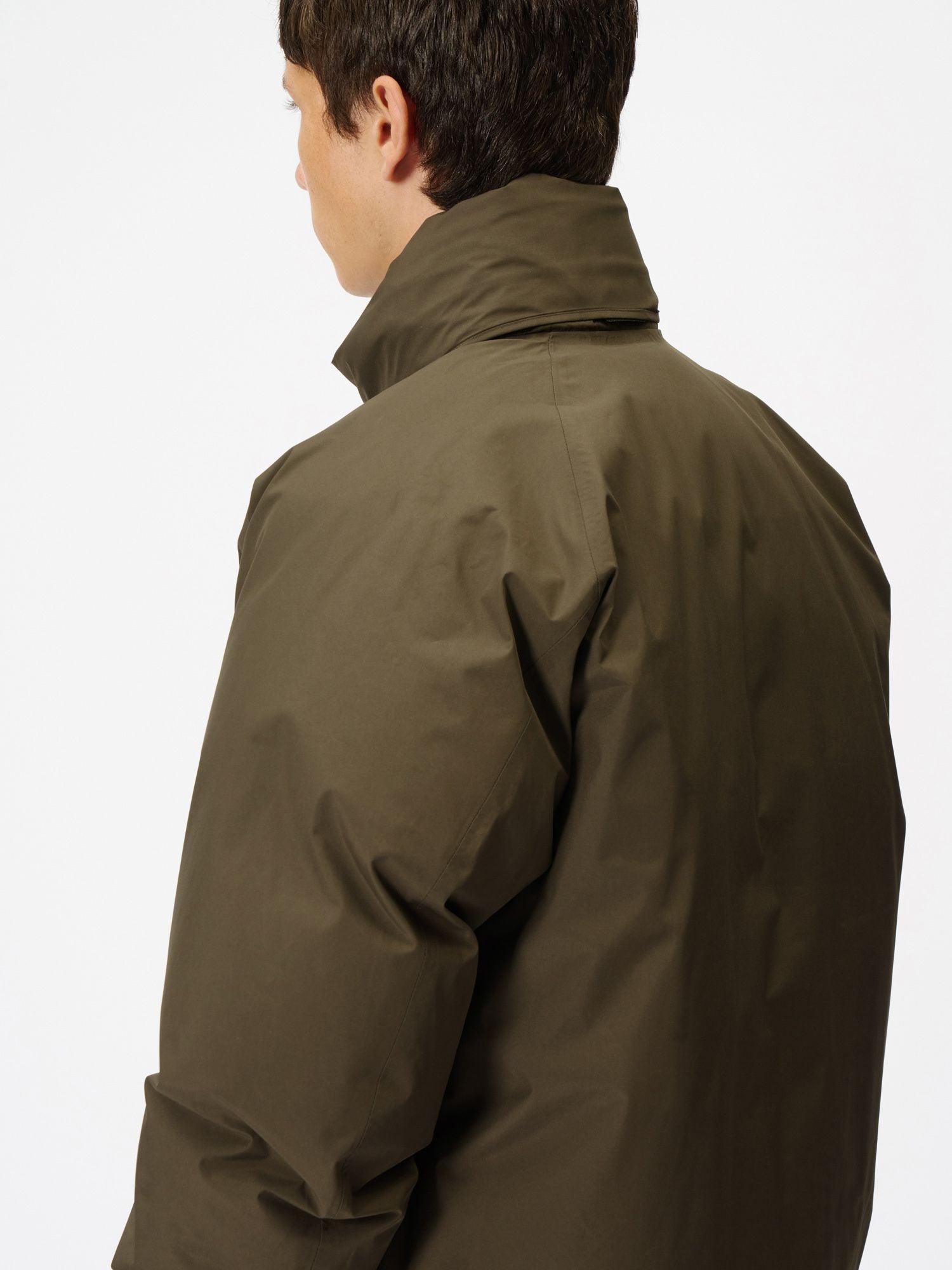 GORE-TEX 900 Fill Power Down Jacket (Unisex)