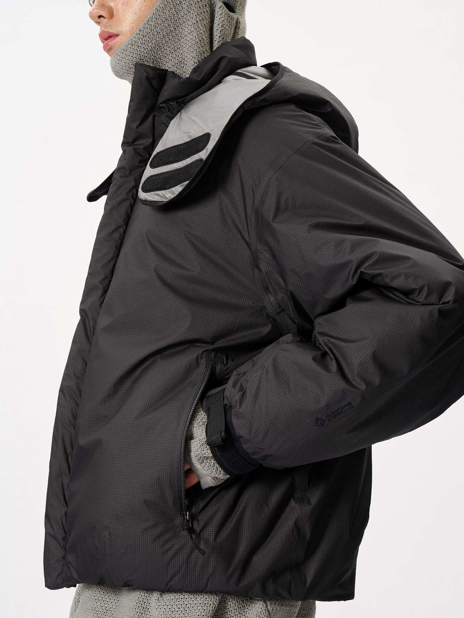 Goldwin 0 Windstopper Thermo-Padded Jacket (Unisex)