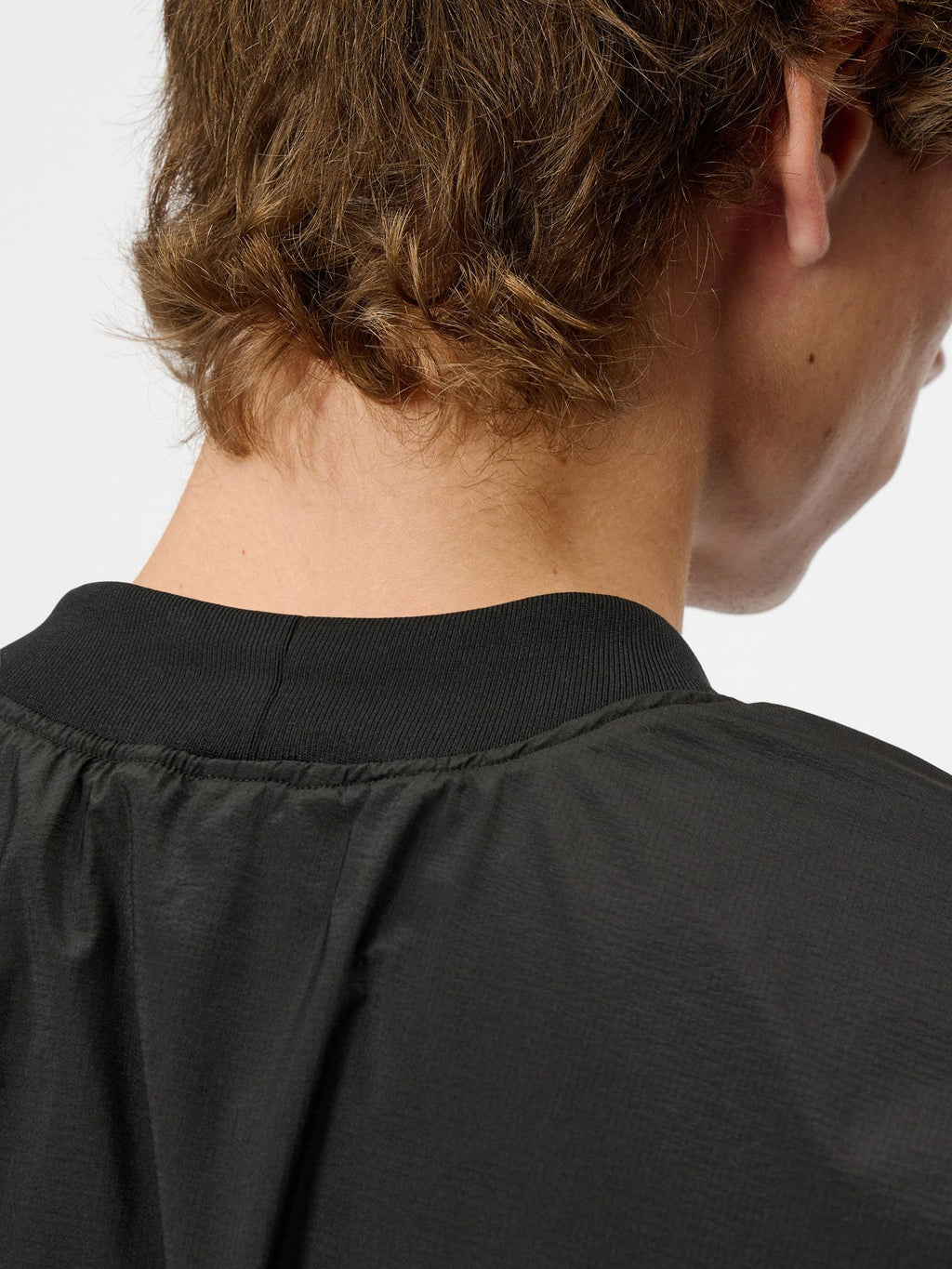 Pertex Equilibrium Shirring Wind Pullover (Unisex)