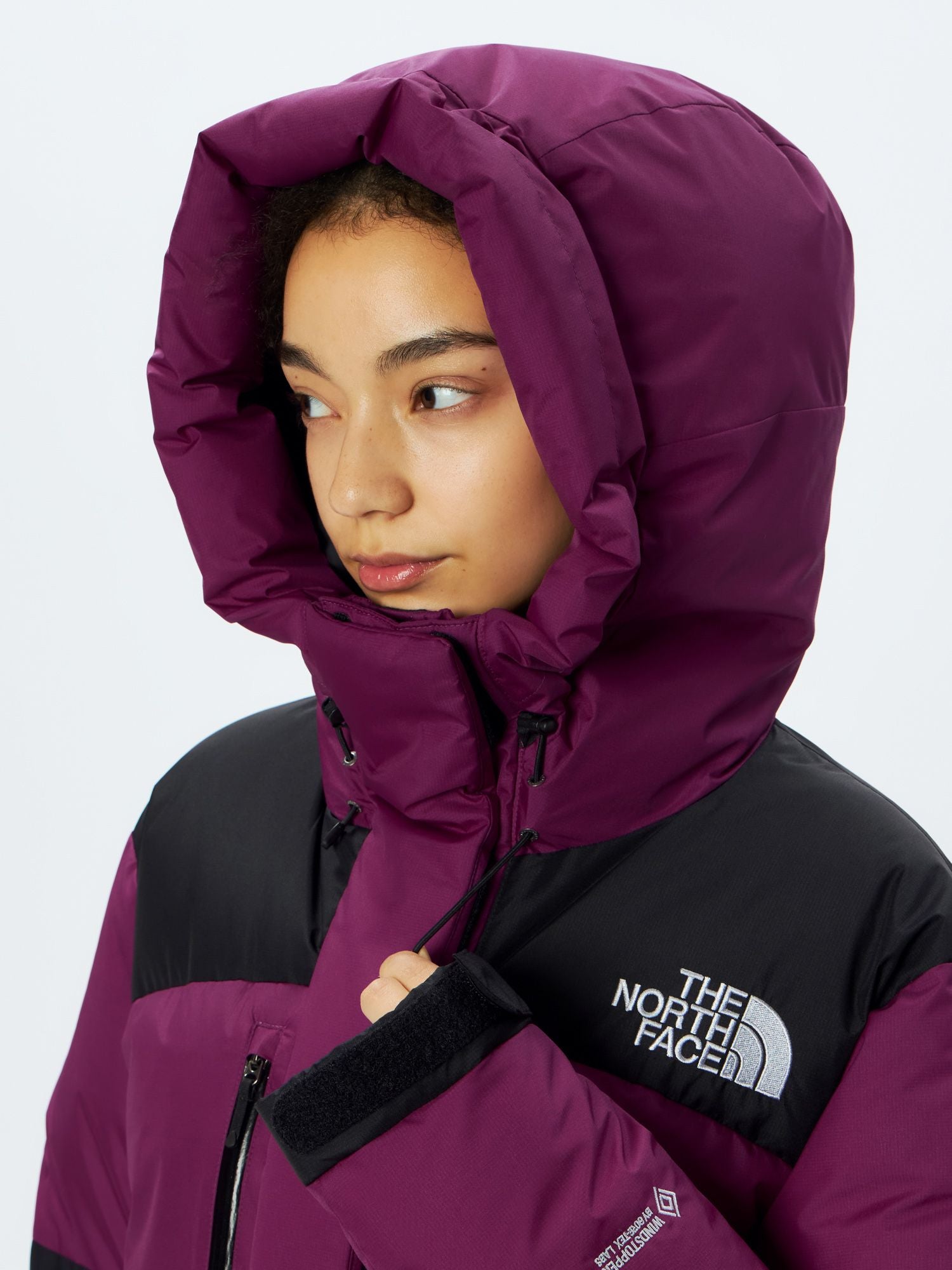 Short Baltoro Light Jacket (Women's)