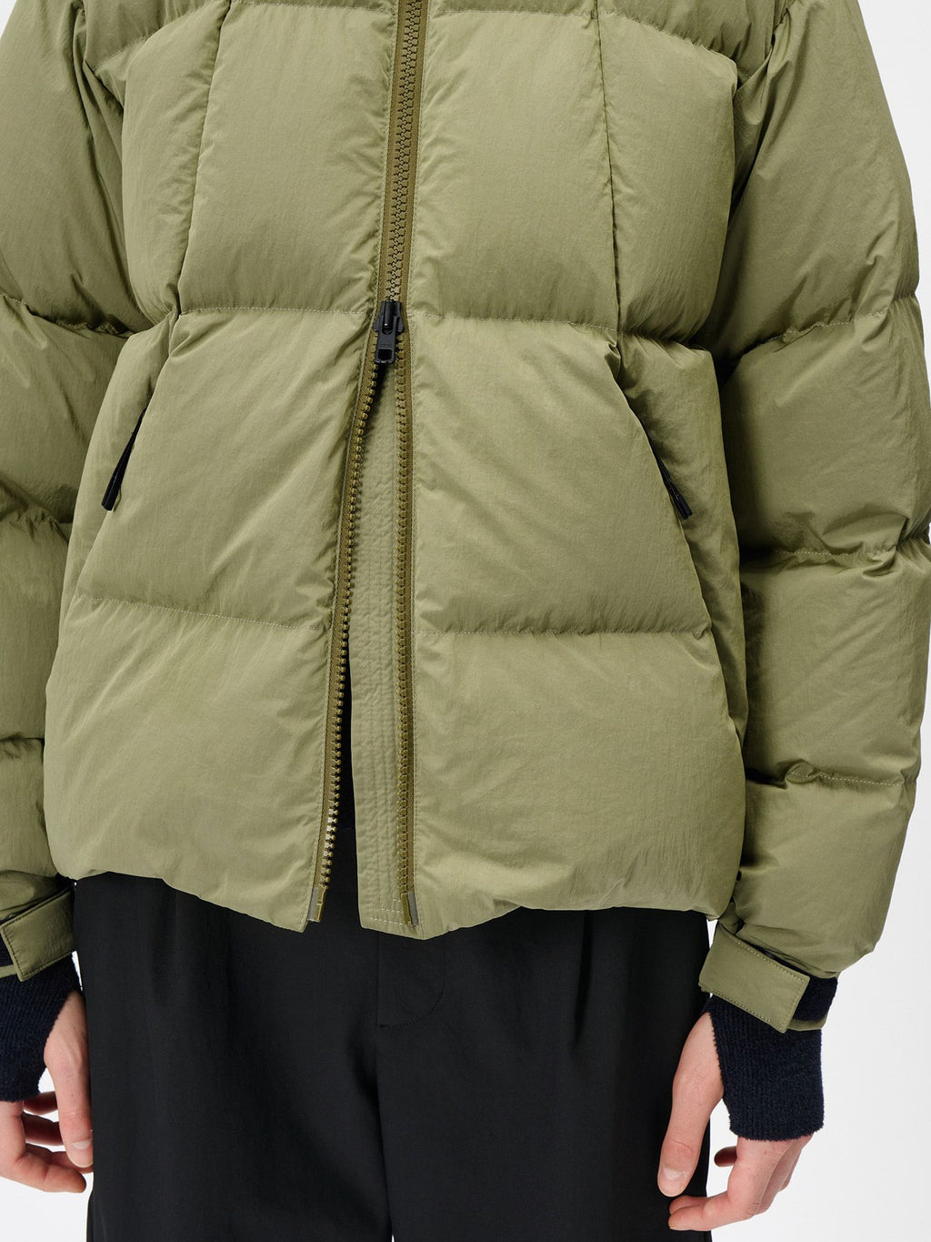 Dope Dyed Ripple Nylon Down Jacket (Ladies)
