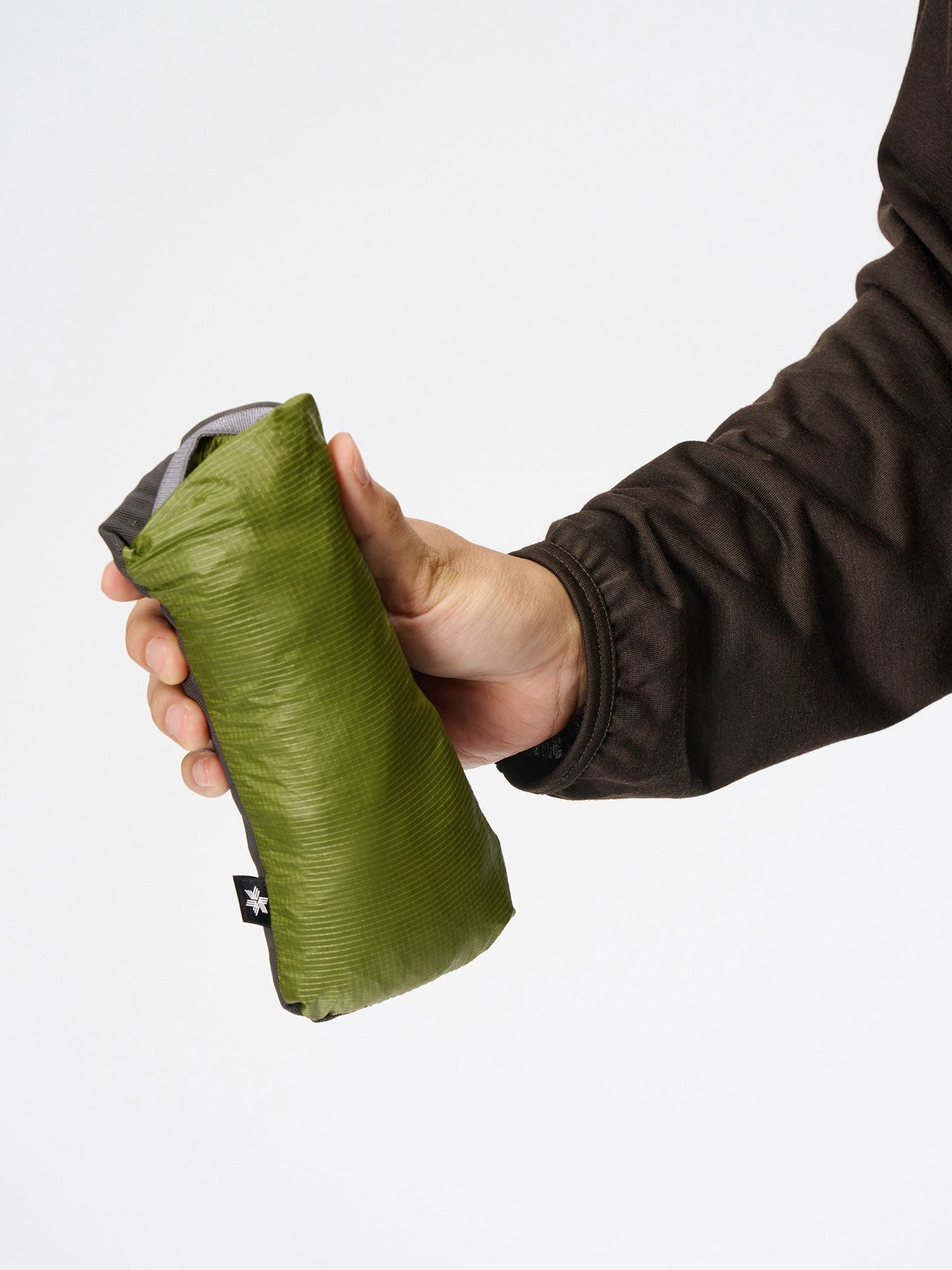 Airy Shell Packable Wind Jacket (Unisex)