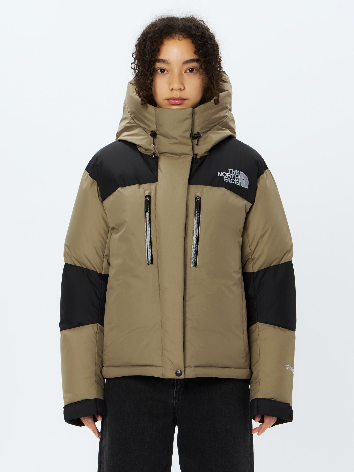 Short Baltoro Light Jacket (Women's)