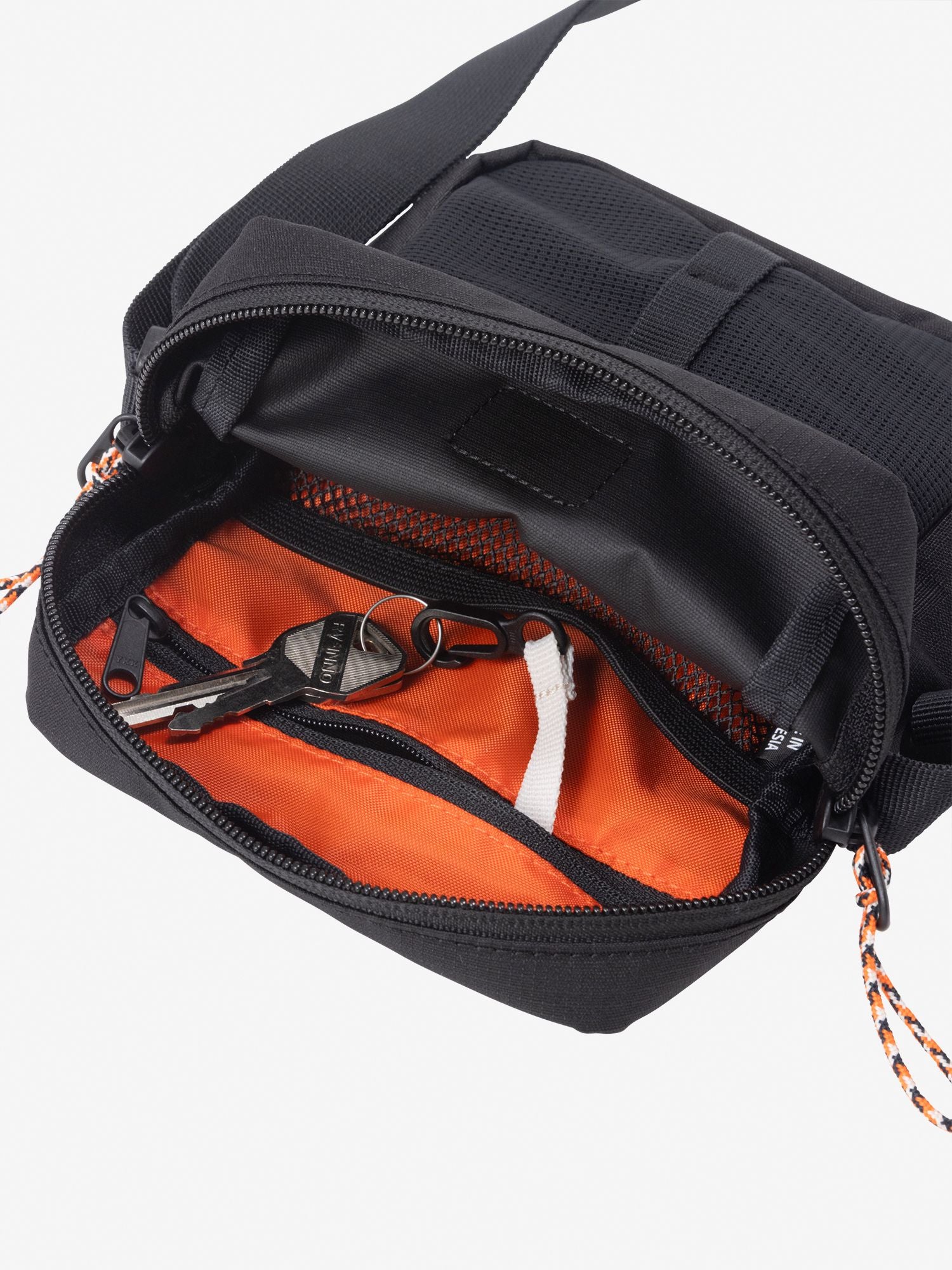 Wilderness Crossbody