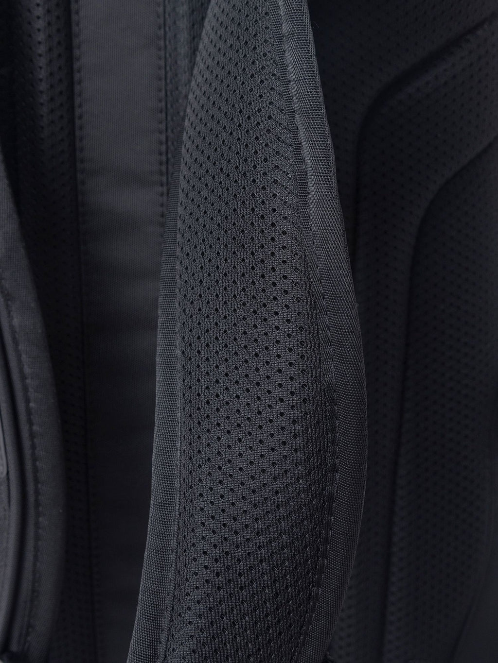 Hot Shot Base Camp (Unisex)