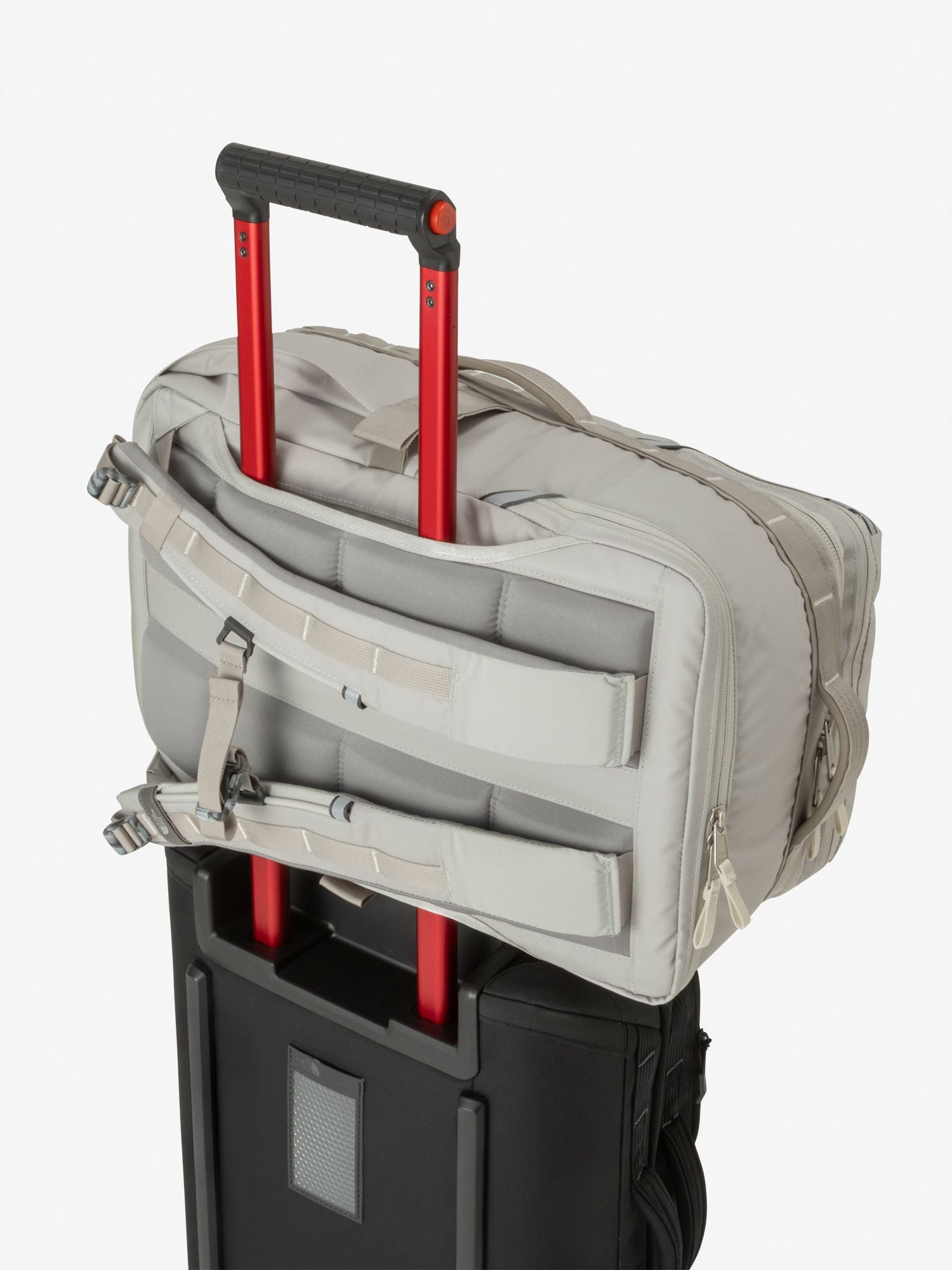 Base Camp Voyager Daypack L