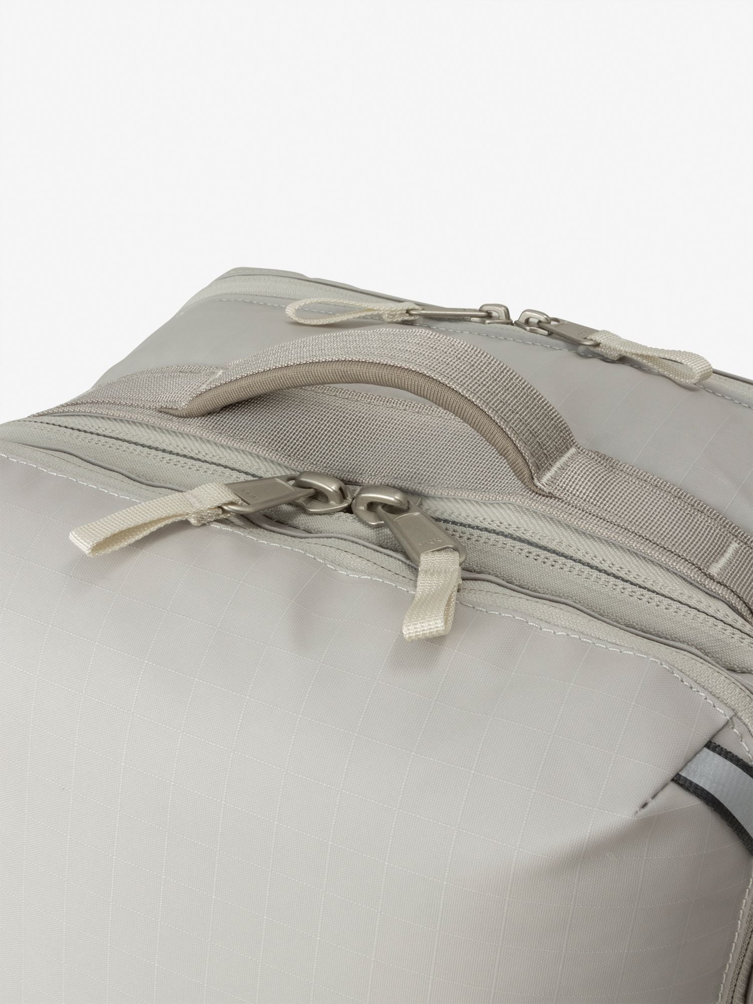 Base Camp Voyager Daypack L