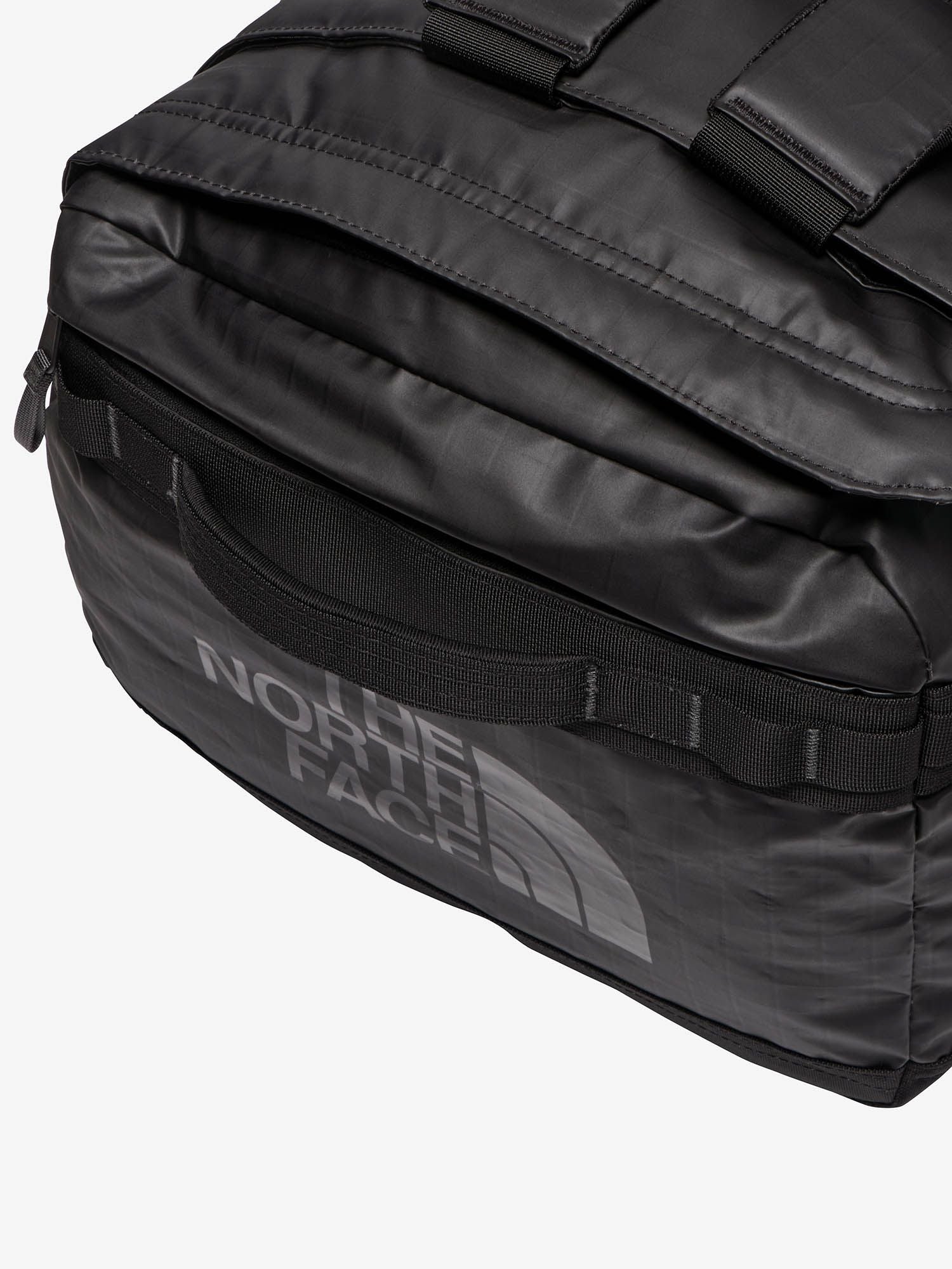 Base Camp Voyager Light 62L