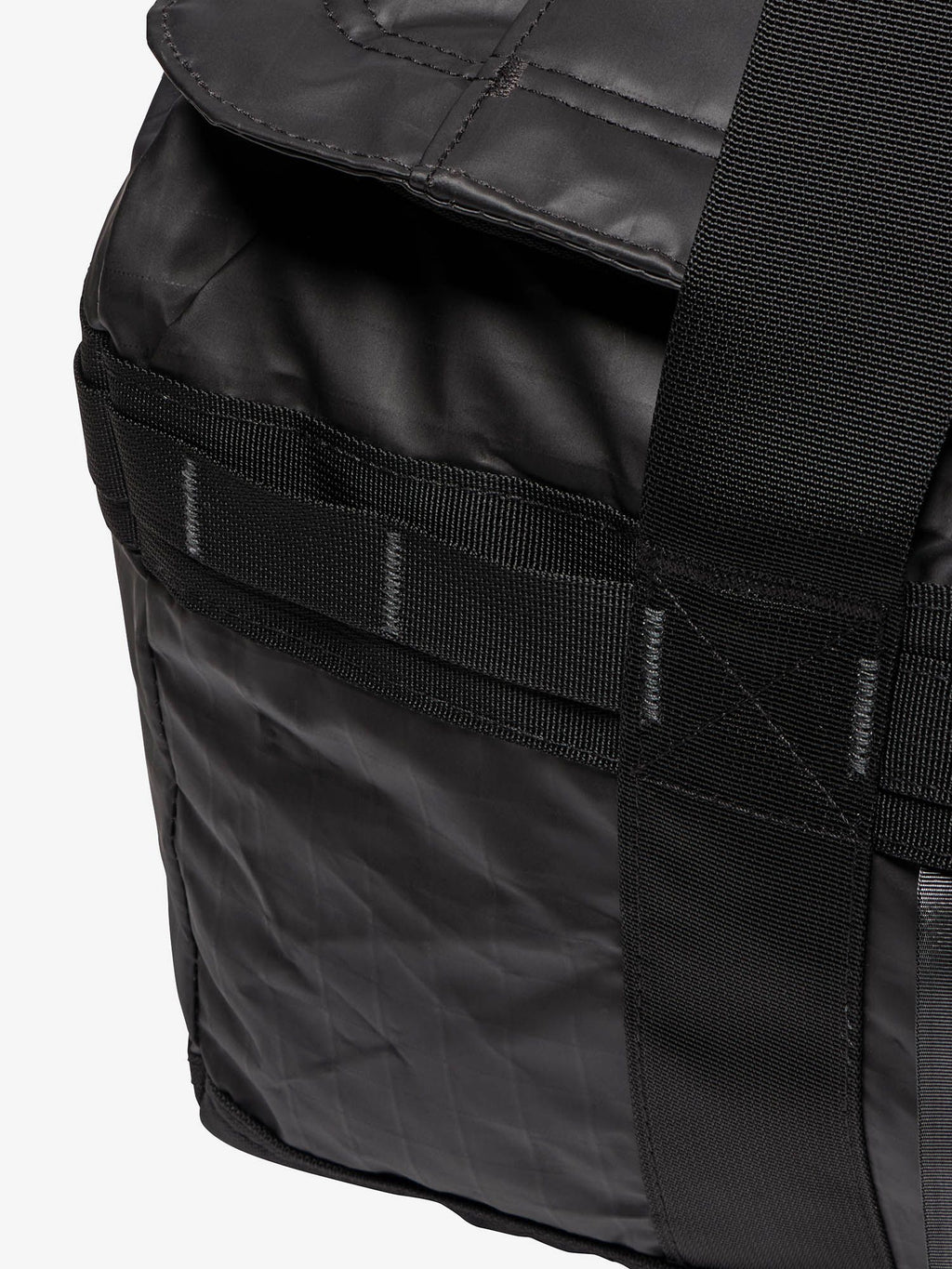 Base Camp Voyager Light 62L