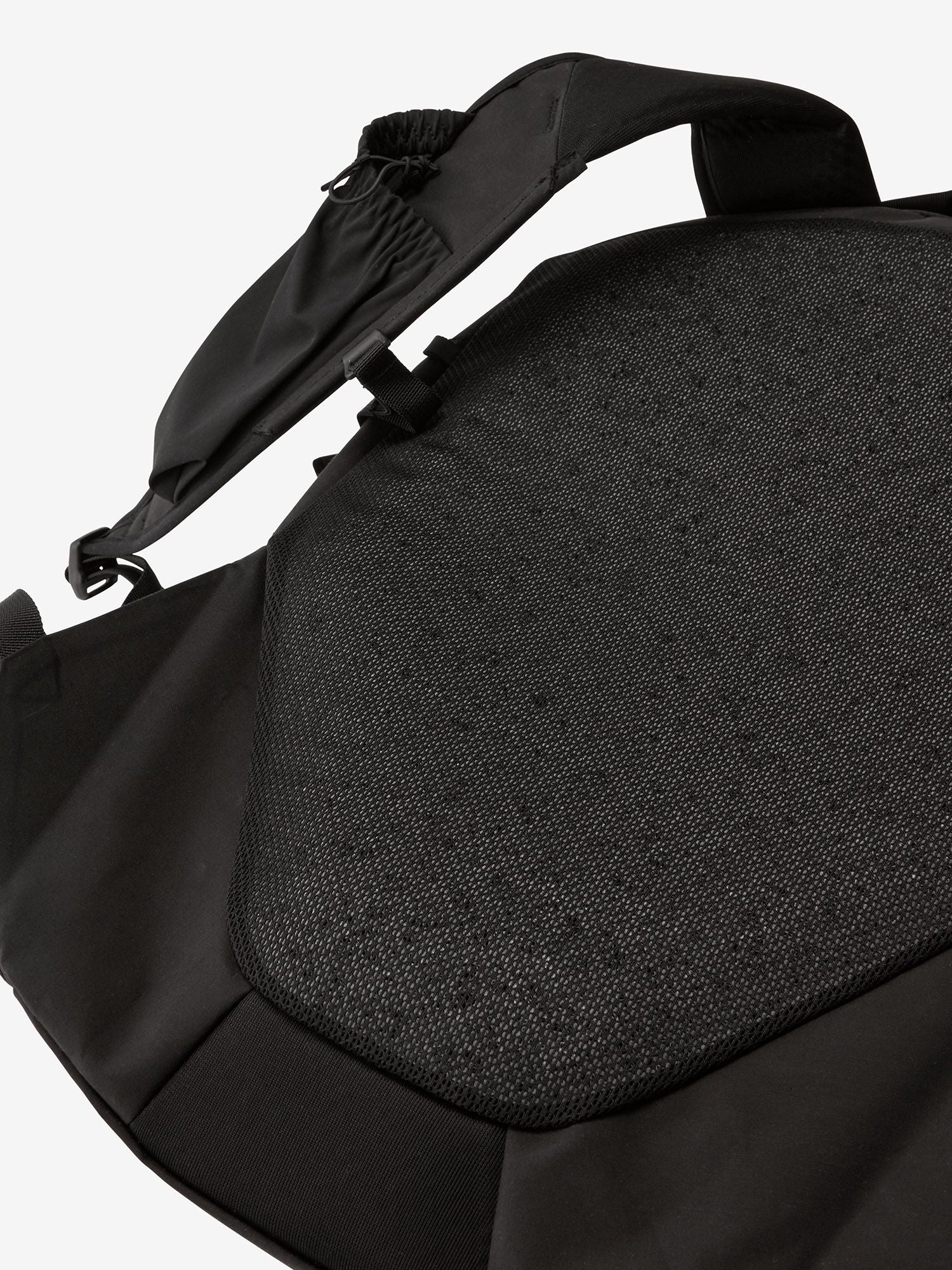 Vapor Trail Pack 24 (Unisex)