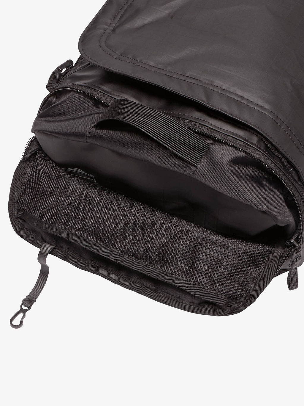 Base Camp Voyager Light 32L