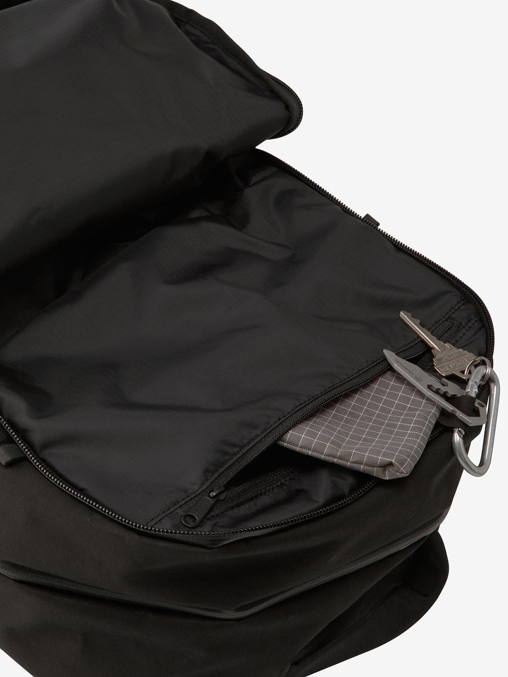 Vapor Trail Pack 24 (Unisex)