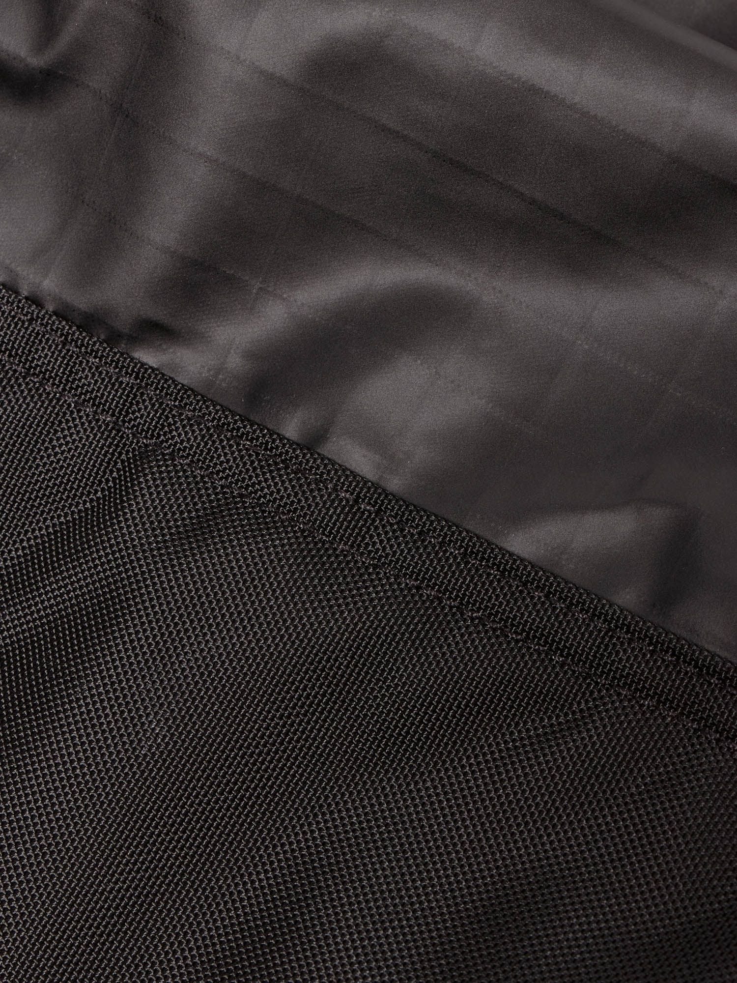 Base Camp Voyager Light 32L