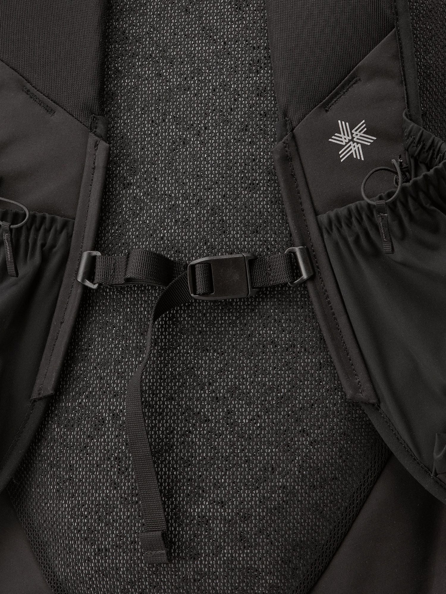 Vapor Trail Pack 16 (Unisex)