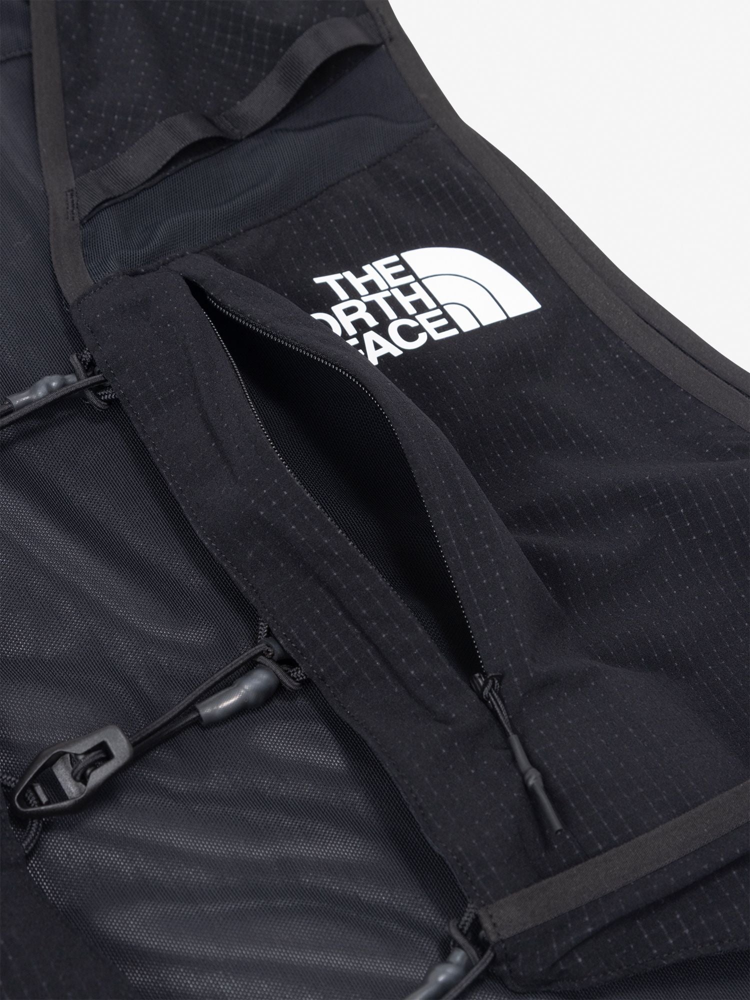 Ascent Peak Pocket Vest (Unisex)