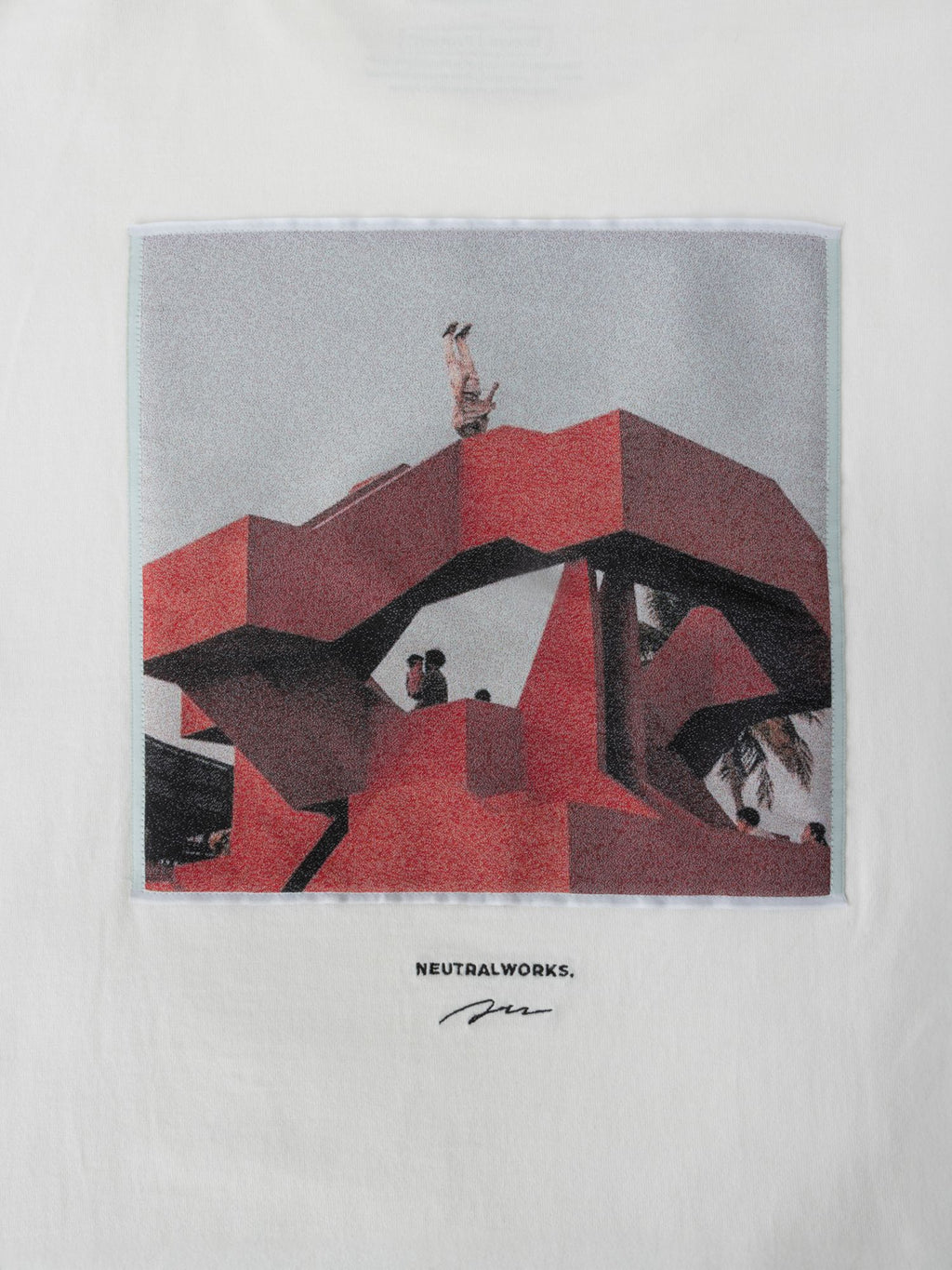 BREWED PROTEIN GRAPHIC JQ TEE (Unisex)