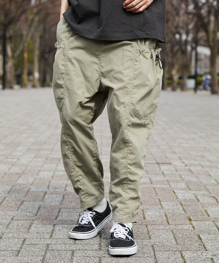Wide Silhouette Barrel Leg Pocket Code Easy Cargo Pants [Limited Edition]