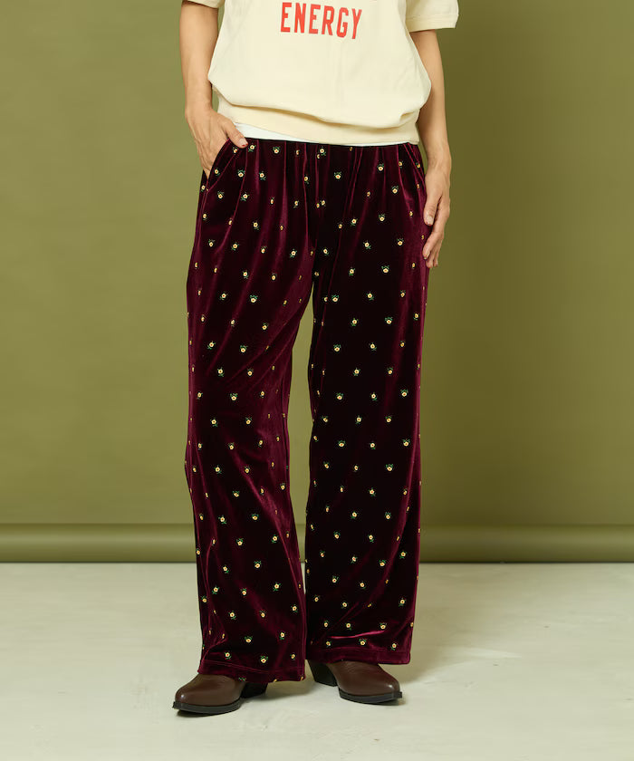 Small Flower Embroidery Velvet Pants