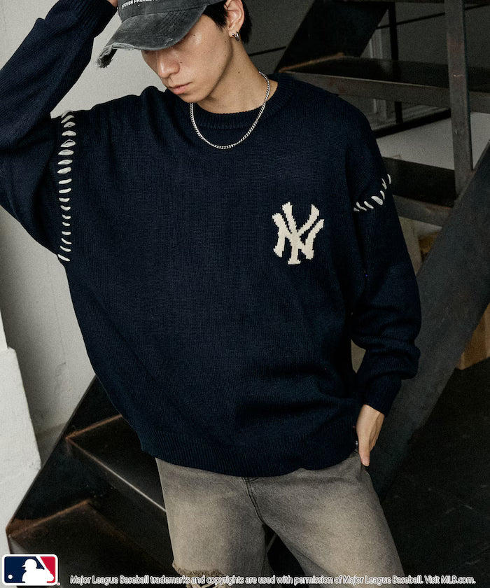 Custom Stitch Knit Pullover