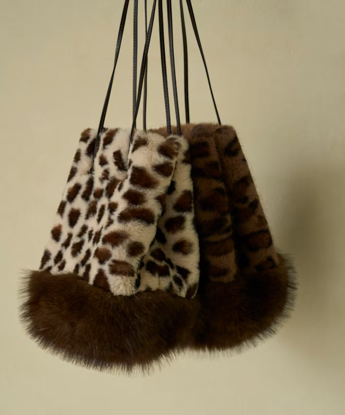 Faux Fur Animal Drawstring Bag - Off-White