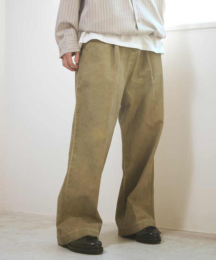 Fade processing cotton tuck wide pants