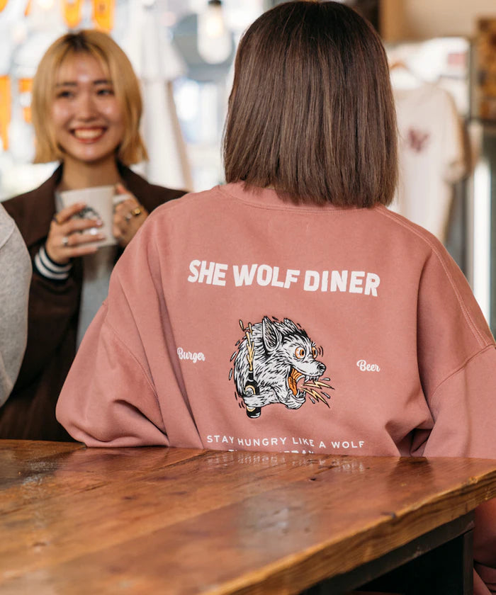 SHE WOLF DINER×FREAK'S STORE/She Wolf Diner Exclusive Big Silhouette Back Embroidered Crewneck Sweatshirt/WOLF [Limited Edition] - Pink
