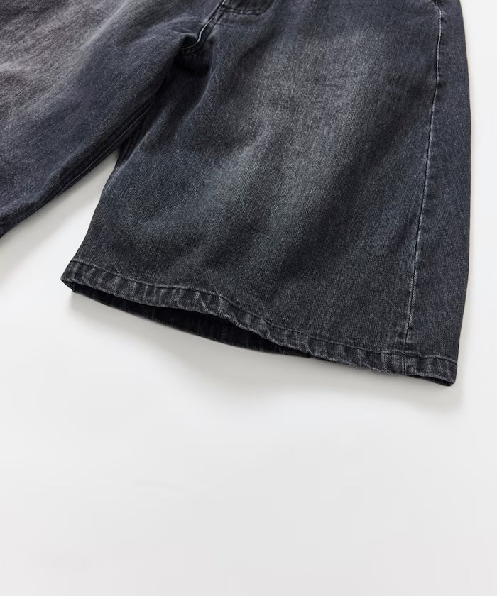 Wide Silhouette One Wash Curved Denim Cropped Shorts