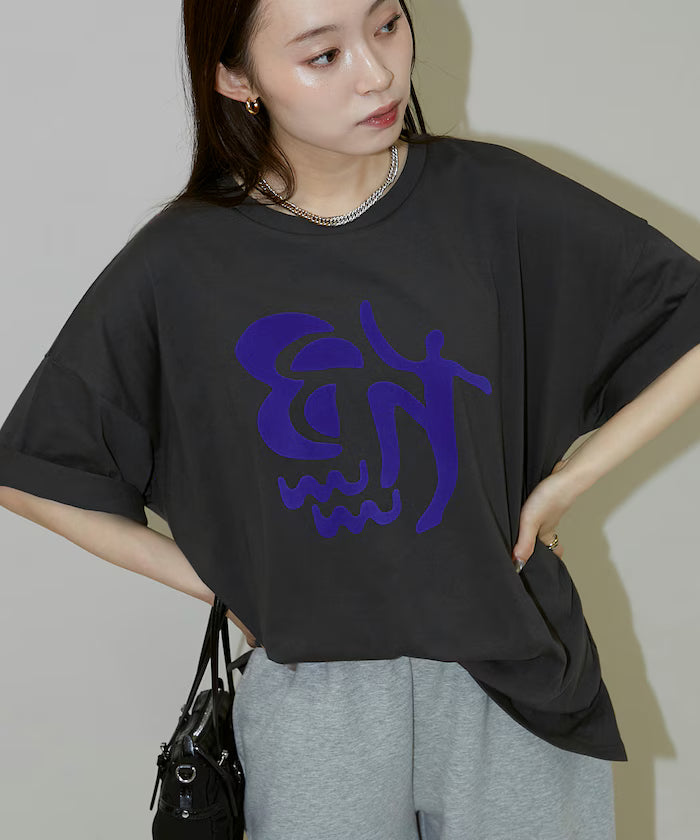 Flocky Nuance Art Big T-Shirt Limited Release