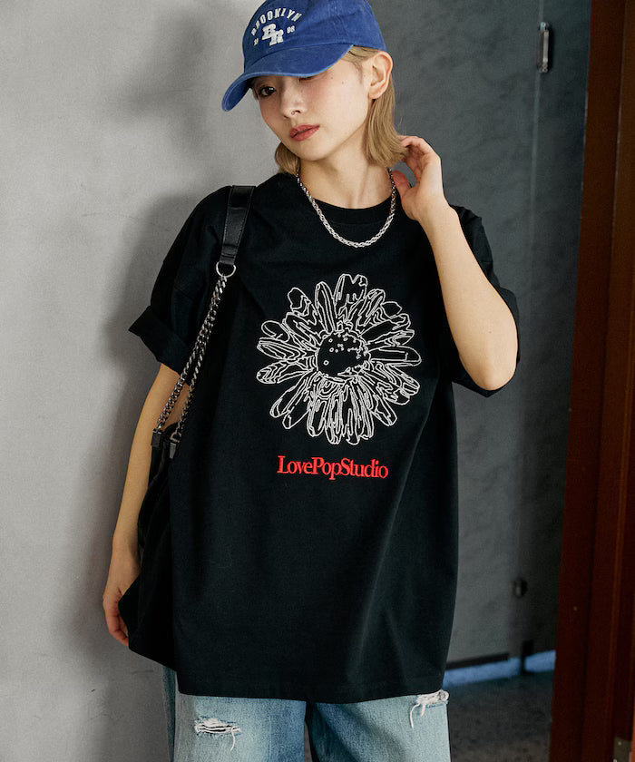 LOVE POP STUDIO Flower Embroidery T-Shirt Limited Edition