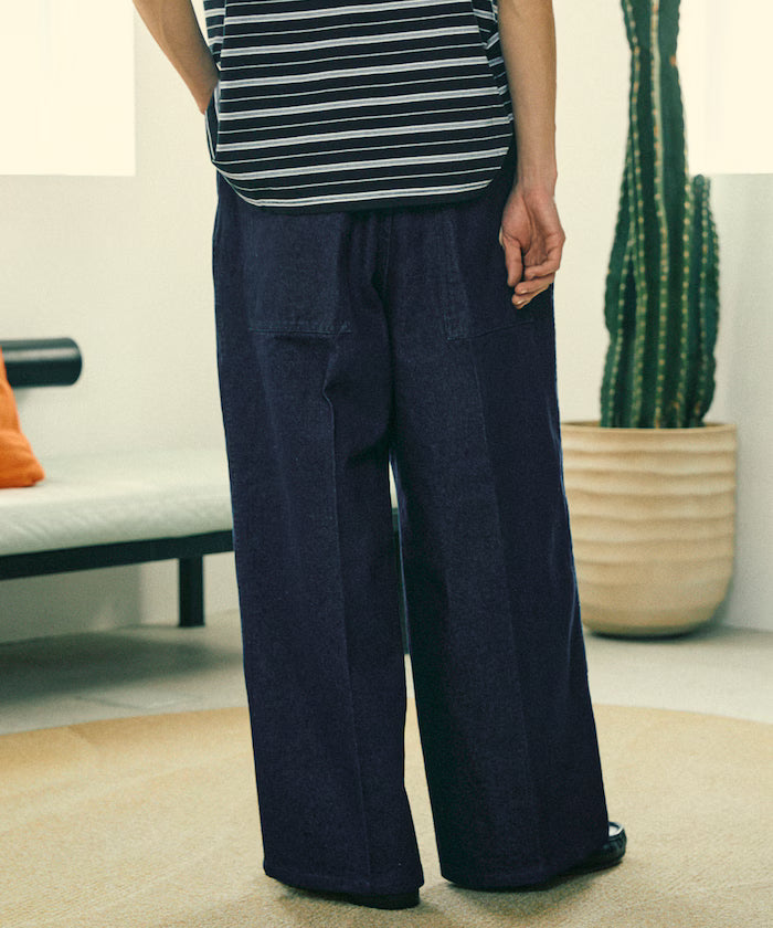 Wide Silhouette Straight Denim