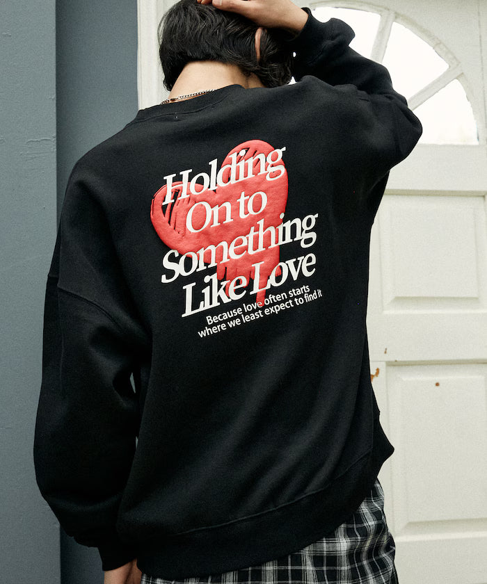 LOVE POP STUDIO HEART LOGO GRAPHIC SWEAT【Limited Edition】