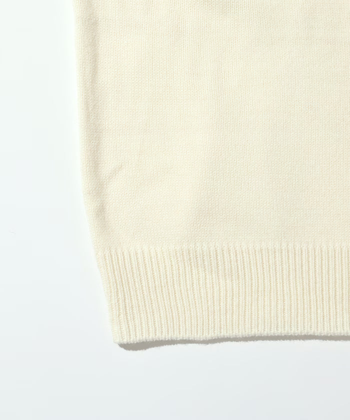 Sweat-like Lettered Knit / Jacquard Knit