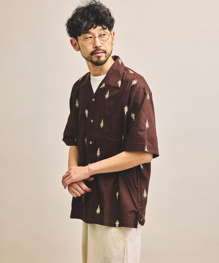 India-made all-over pattern embroidered relax-fit open collar short sleeve shirt